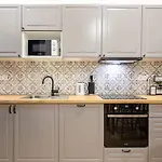 Cityscape Budget Apartments Kings Quarters