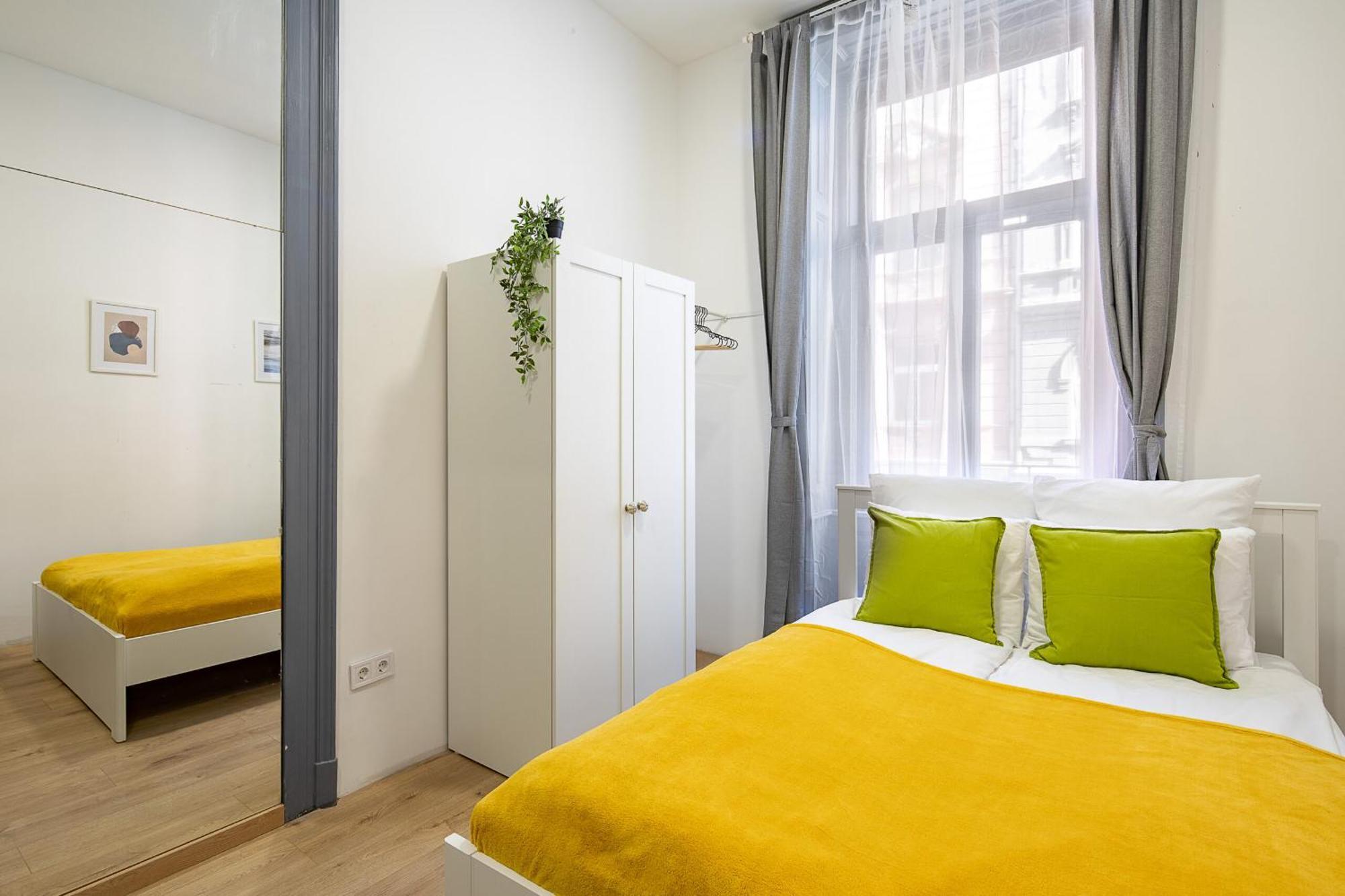 Apartment Cityscape Budget Kings Quarters Budapest