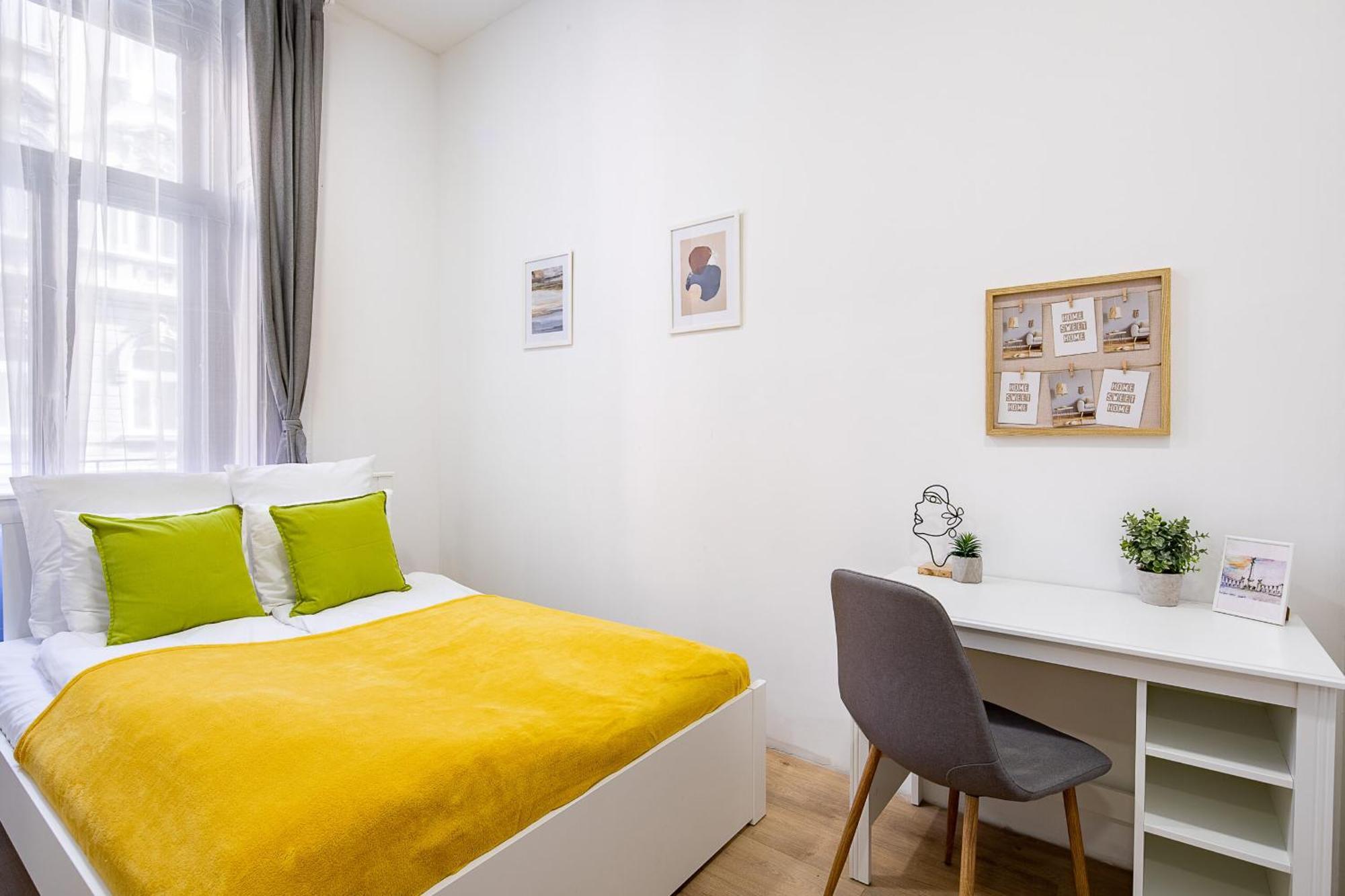 Cityscape Budget Kings Quarters Apartment Budapest