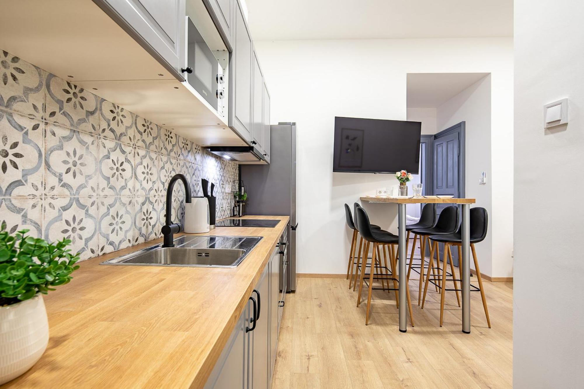 Cityscape Budget Kings Quarters Apartment Budapest